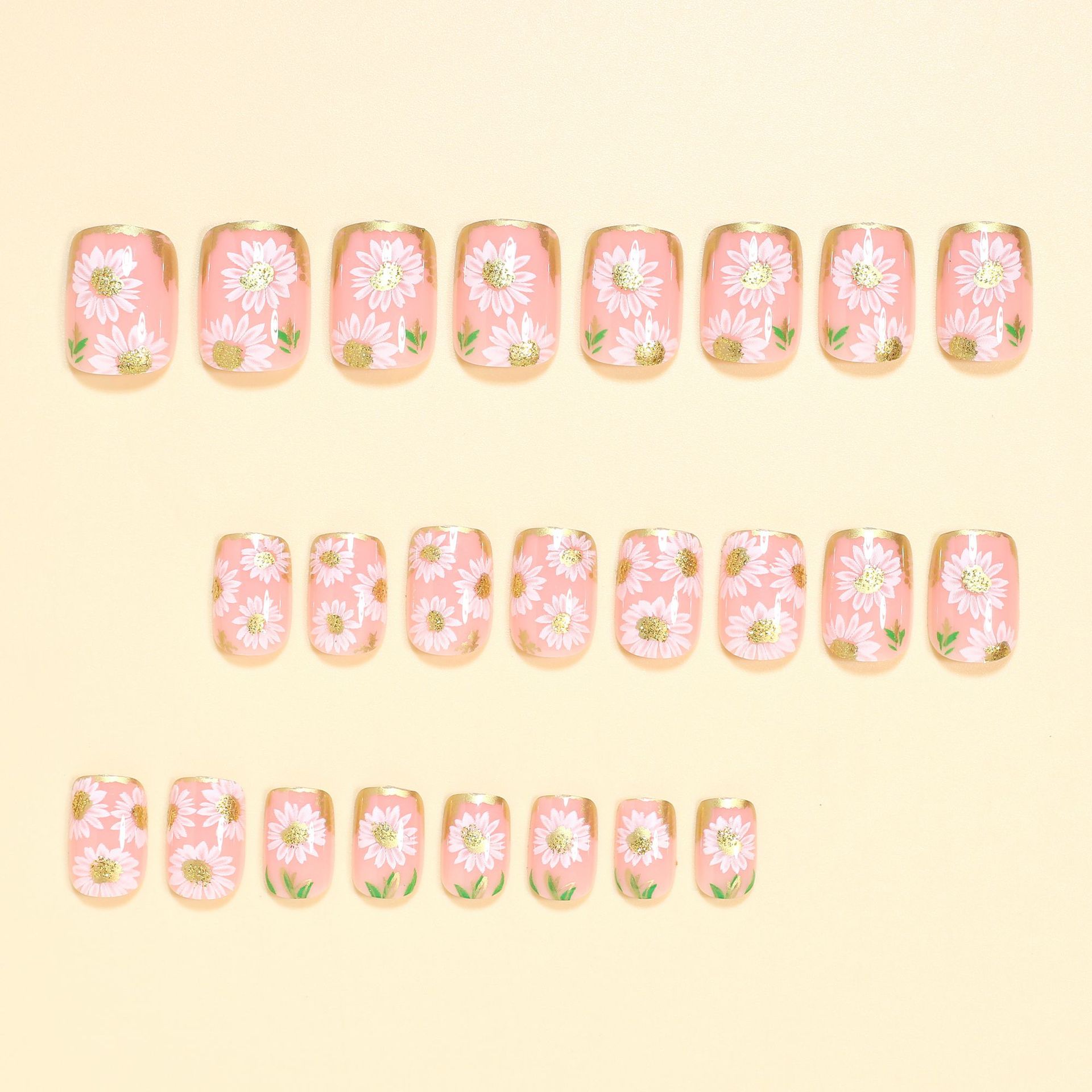 Short Square fake nails golden - Pressed Flower Art recensie en prijs